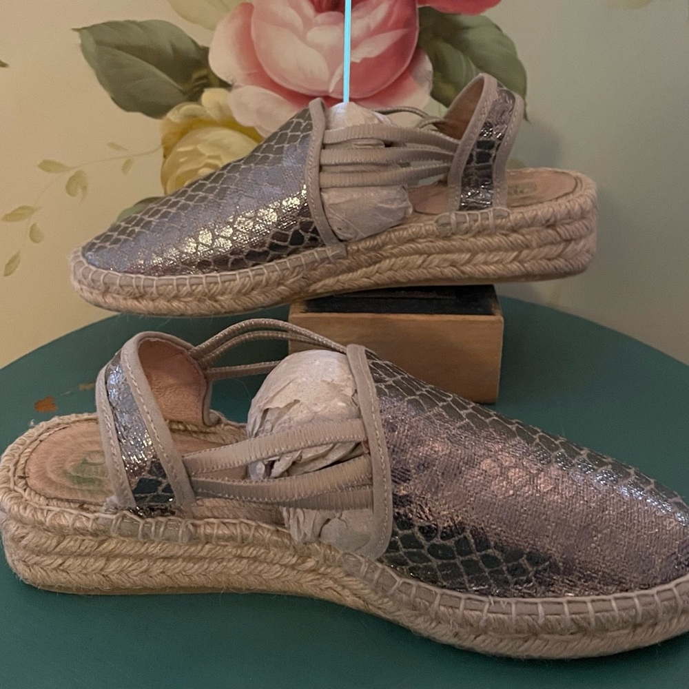 WOMEN’S ESPADRILLE SLING BACK SHOES-“PICON” SZ 7.5